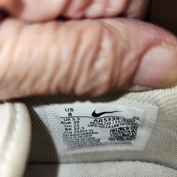 Nike Air Force 1 Women's White Sneakers - Picture 5 of 15